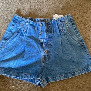 Abercrombie and Fitch balloon natural rise jean shorts